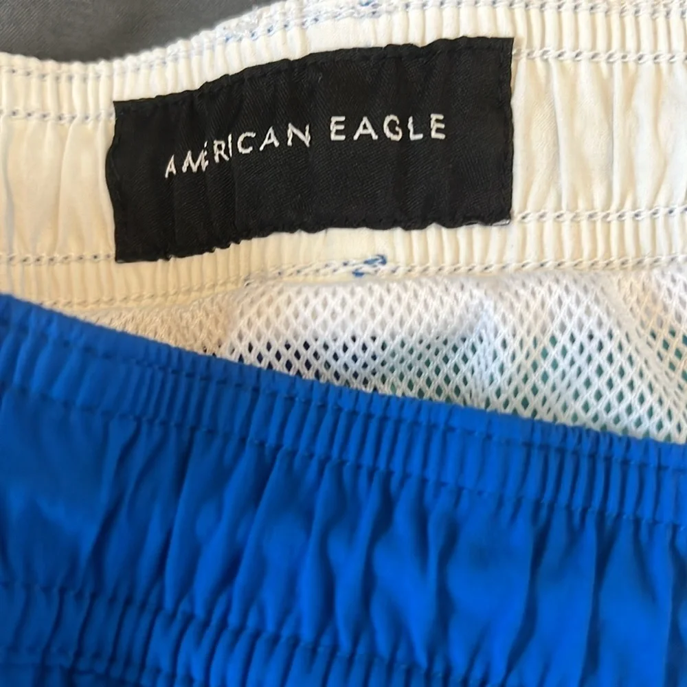 American Eagle Colorblock Swim Trunks Size Medium